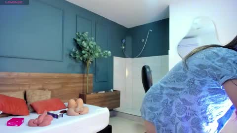 Megan    630  1330 -5 online show from October 2025 11:55:01 AM