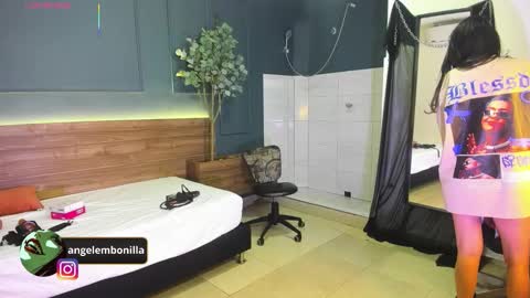 Snapshot of fallen_angel999777 chatting on February 2026 12:09:01 PM Megan 630 1330 -5 online show from February 2026 12:09:01 PM