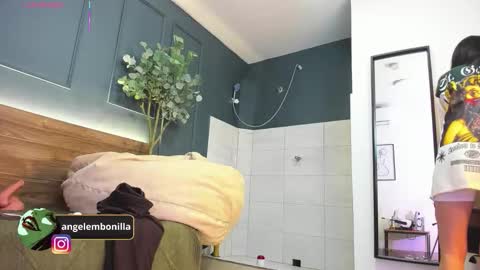 Snapshot of fallen_angel999777 chatting on March 2026 11:10:01 AM Megan 630 1330 -5 online show from March 2026 11:10:01 AM