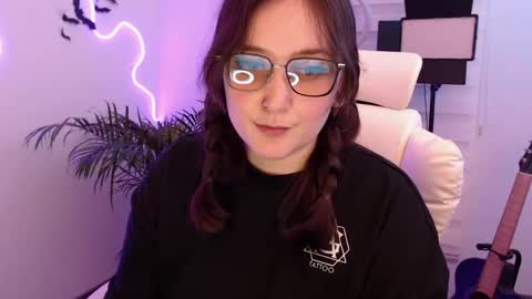 Snapshot of fallenag__ chatting on May 2026 01:03:01 AM OF fallenag 1 online show from May 2026 01:03:01 AM