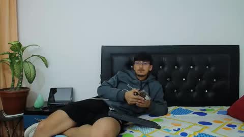 FallGays online show from February 2026 11:44:01 PM