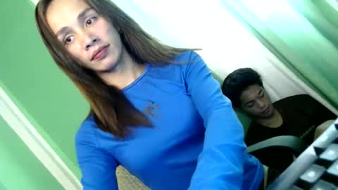 Snapshot of familystroke_twinny8 chatting on May 2026 04:42:01 AM Alexandra x Alexandro online show from May 2026 04:42:01 AM