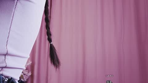 Kim online show from January 2025 07:10:02 PM