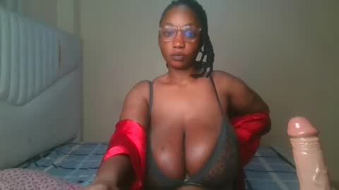 Snapshot of fantasymelons1 chatting on April 2026 05:37:02 AM Fantasy melons online show from April 2026 05:37:02 AM