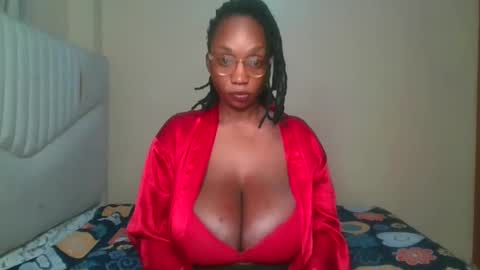 Snapshot of fantasymelons1 chatting on April 2026 01:16:02 PM Fantasy melons online show from April 2026 01:16:02 PM