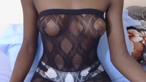 Snapshot of fantee_eeh chatting on July 2026 04:53:02 PM pretty slim online show from July 2026 04:53:02 PM