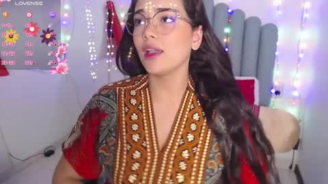 Snapshot of farah_samira chatting on May 2026 07:10:02 PM farah online show from May 2026 07:10:02 PM