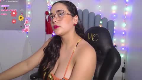 Snapshot of farah_samira chatting on May 2026 07:55:02 PM farah online show from May 2026 07:55:02 PM