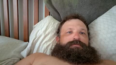 Snapshot of farm2boy chatting on September 2025 02:44:01 PM Farm2boy online show from September 2025 02:44:01 PM