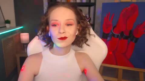 Fascinating   Eyes online show from February 2025 07:00:01 PM