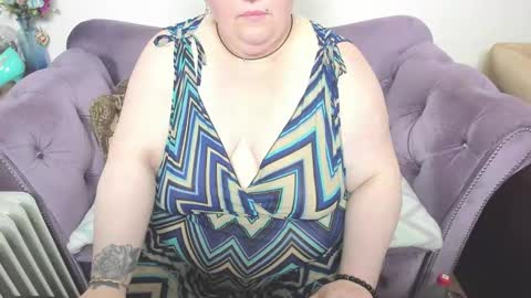 fashiona online show from November 2025 12:04:02 PM