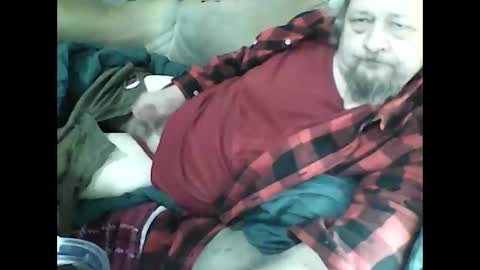 HoneyCumJuice4U online show from December 2025 06:37:02 PM