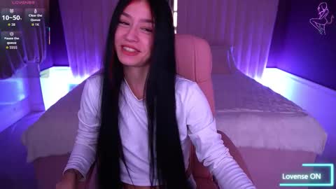 Nellie online show from November 2025 09:14:01 PM