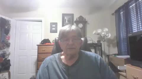 Snapshot of fatdickad chatting on April 2026 12:16:02 PM fatdickad online show from April 2026 12:16:02 PM