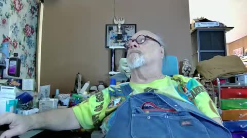 Snapshot of fatfreddythecat chatting on January 2025 09:54:01 PM Fred. online show from January 2025 09:54:01 PM