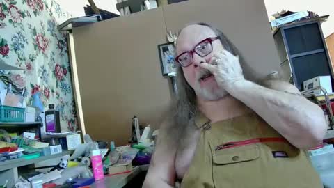 Snapshot of fatfreddythecat chatting on January 2025 06:52:01 PM Fred. online show from January 2025 06:52:01 PM