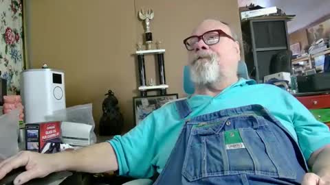 Snapshot of fatfreddythecat chatting on February 2025 08:11:02 PM Fred. online show from February 2025 08:11:02 PM