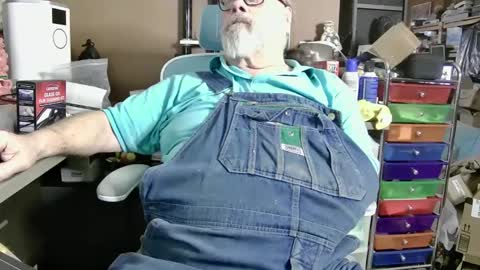 Snapshot of fatfreddythecat chatting on February 2025 11:52:01 PM Fred. online show from February 2025 11:52:01 PM