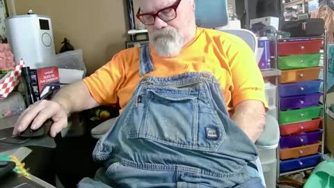Snapshot of fatfreddythecat chatting on March 2025 09:32:02 PM Fred. online show from March 2025 09:32:02 PM