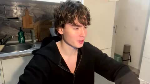 Faust online show from November 2025 03:35:01 PM