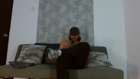 favid95 online show from October 2025 04:37:02 PM