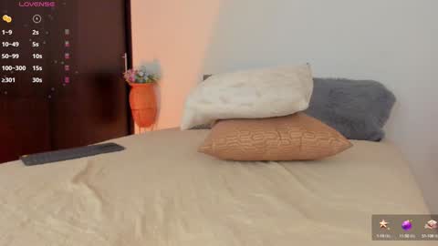 Snapshot of fay_miller2 chatting on January 2025 03:41:02 AM welcome to my world online show from January 2025 03:41:02 AM