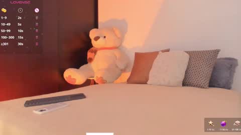 Snapshot of fay_miller2 chatting on February 2025 10:14:02 PM welcome to my world online show from February 2025 10:14:02 PM