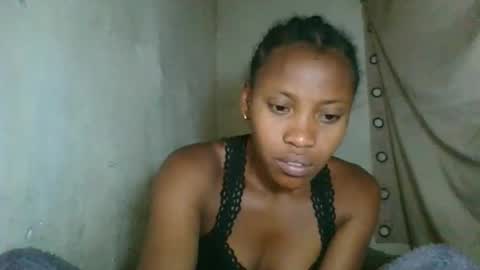 fayence09 online show from December 2025 11:54:01 PM