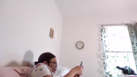 Snapshot of feetnymph chatting on May 2026 11:13:01 PM Soley online show from May 2026 11:13:01 PM