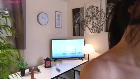 Snapshot of feine_grasse chatting on January 2026 06:22:02 PM Sarah online show from January 2026 06:22:02 PM