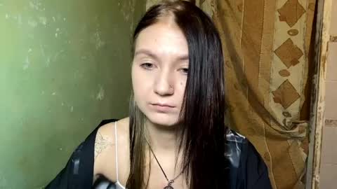 Lola online show from April 2026 08:53:01 PM