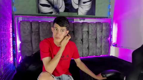 felipe fiire online show from April 2026 11:35:01 PM