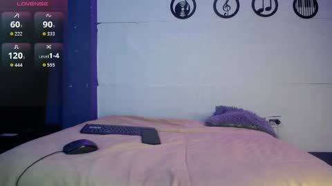 Snapshot of felipecams chatting on April 2026 06:19:01 AM andres felipe benitez online show from April 2026 06:19:01 AM