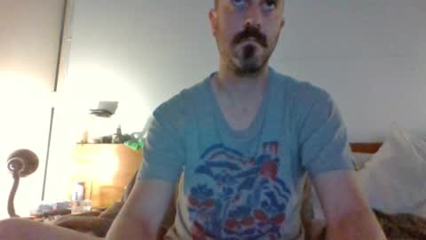 felipesmg2 online show from November 2025 11:32:02 AM