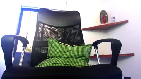 felipe online show from February 2025 12:03:02 PM