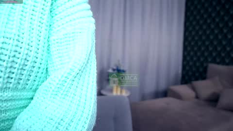 Snapshot of felissiany chatting on February 2026 04:27:02 AM Hello im Nova online show from February 2026 04:27:02 AM