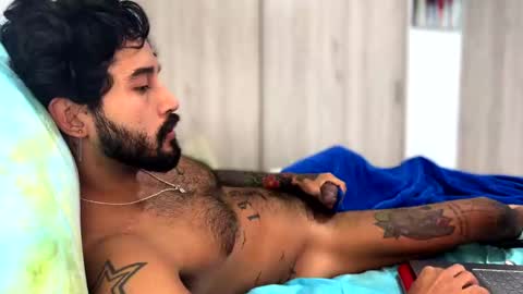 Snapshot of felix_candela chatting on December 2024 03:20:02 PM Felix Candela online show from December 2024 03:20:02 PM