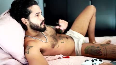 Snapshot of felix_candela chatting on January 2025 06:00:01 PM Felix Candela online show from January 2025 06:00:01 PM