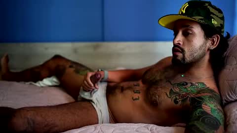 Snapshot of felix_candela chatting on February 2025 04:59:02 PM Felix Candela online show from February 2025 04:59:02 PM