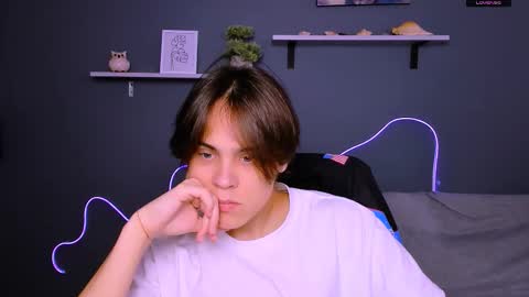 Snapshot of felix_dream_ chatting on September 2025 08:27:02 AM felix_dream_ online show from September 2025 08:27:02 AM