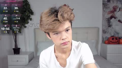 Felix online show from November 2025 01:45:01 PM