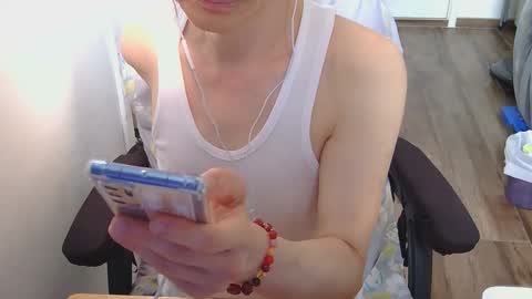 felixlau online show from April 2026 07:48:02 AM