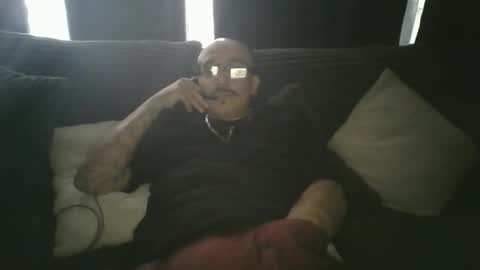 Snapshot of felixrlarios25 chatting on May 2026 06:15:02 PM felixrlarios25 online show from May 2026 06:15:02 PM