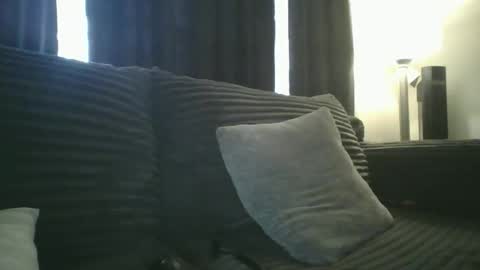Snapshot of felixrlarios25 chatting on May 2026 12:30:02 AM felixrlarios25 online show from May 2026 12:30:02 AM