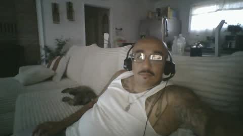 Snapshot of felixrlarios25 chatting on July 2026 10:42:02 PM felixrlarios25 online show from July 2026 10:42:02 PM