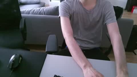 felixsagg online show from June 2026 08:49:02 AM