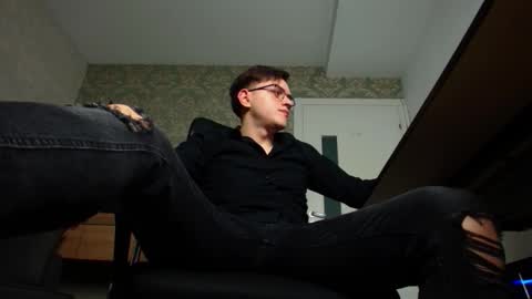 FelixStark online show from October 2025 04:35:02 AM