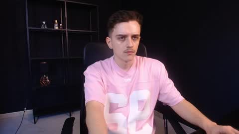 Snapshot of felixstark chatting on May 2026 06:51:01 AM FelixStark online show from May 2026 06:51:01 AM