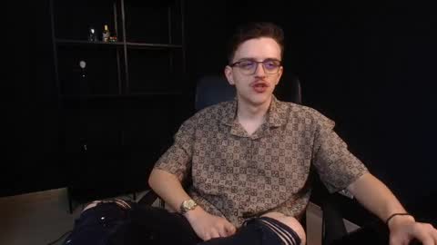 Snapshot of felixstark chatting on May 2026 04:09:02 AM FelixStark online show from May 2026 04:09:02 AM