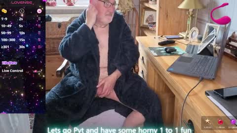 Adam online show from April 2026 07:36:02 AM